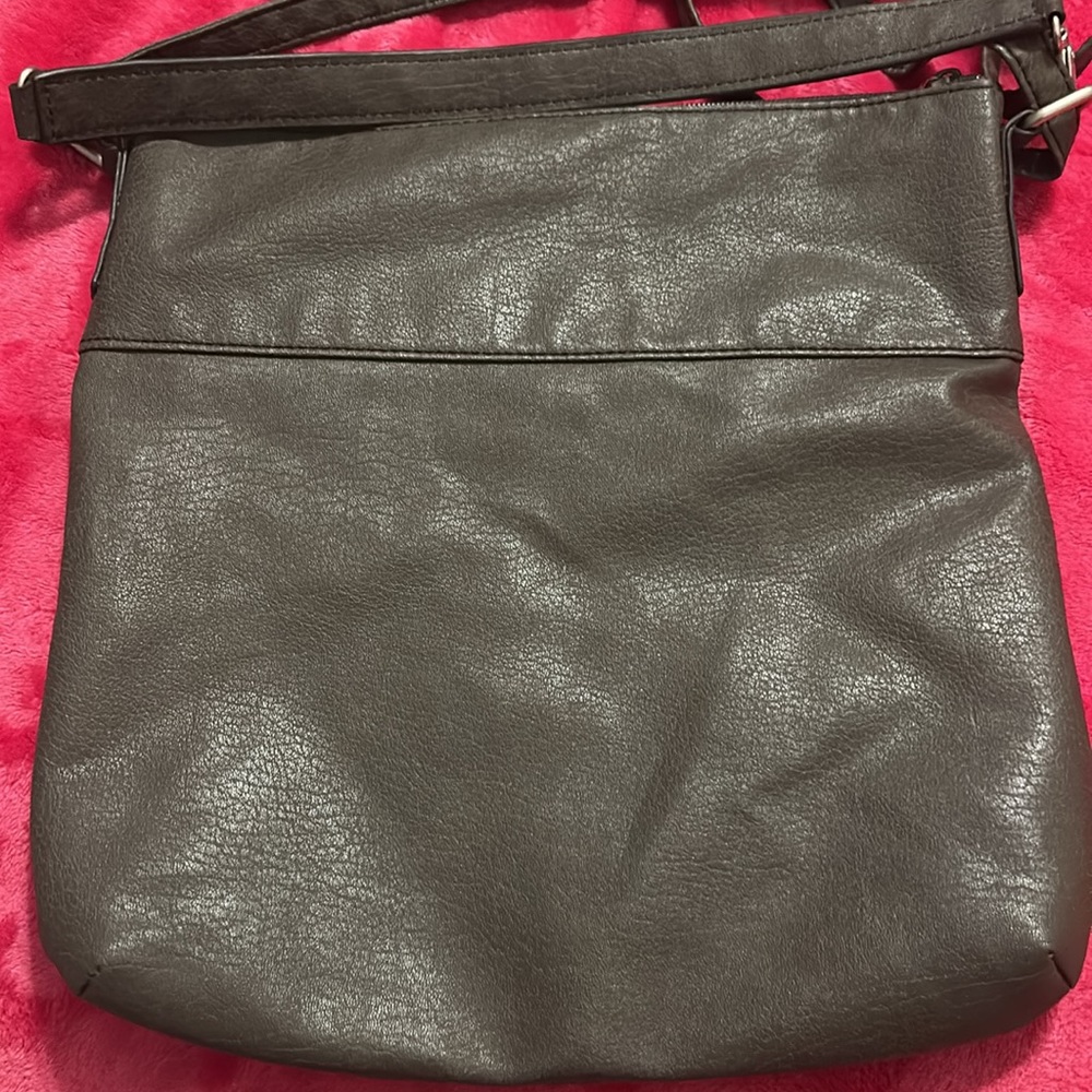 Relic | Oh, Happy Day Gray Chevron Crossbody/Hand Bag/Purse/Shoulder Bag View 4